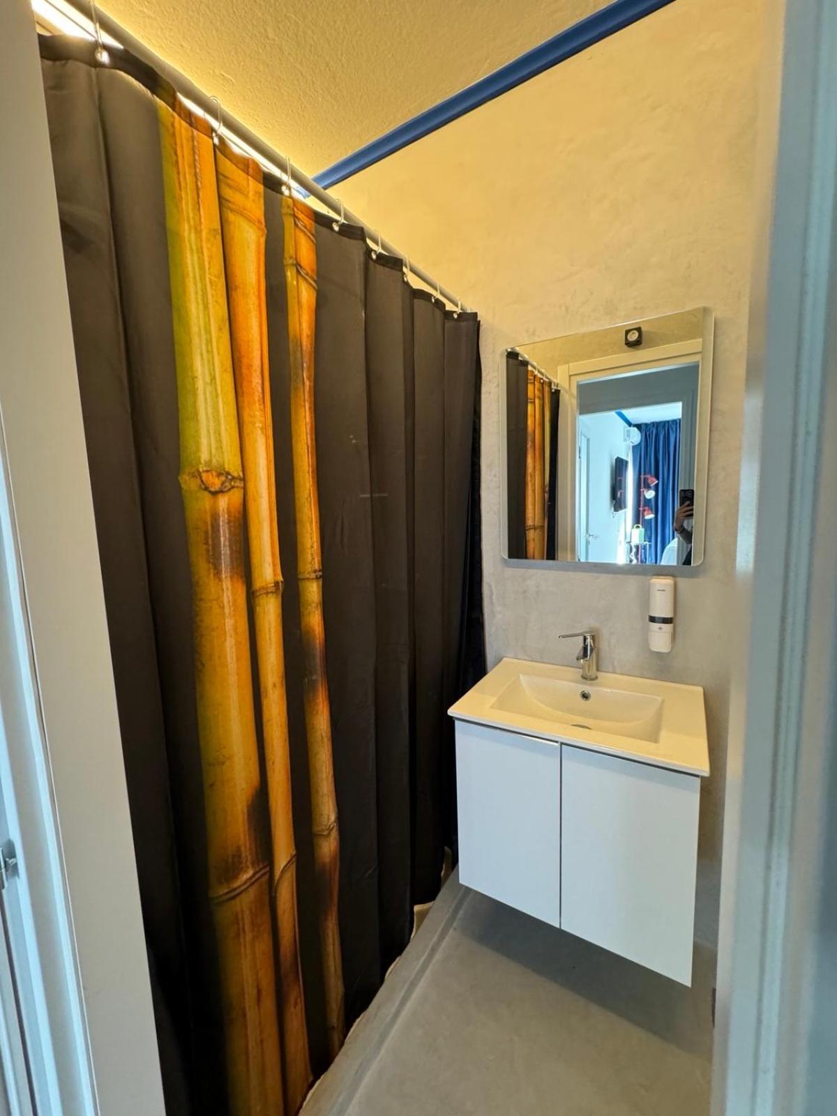Voulis 45 Plaka Suite By Zeussuites أثينا المظهر الخارجي الصورة